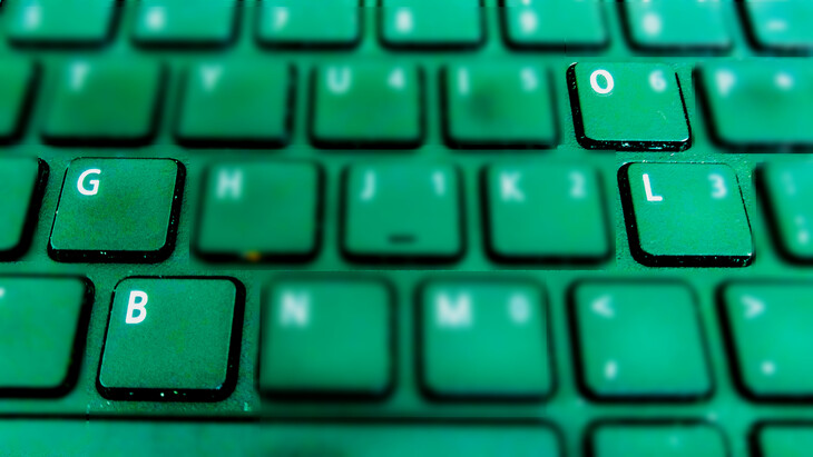 Blog keyboard green