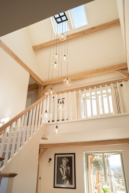 Fritz Fryer 9-way Hereford staged cluster chandelier