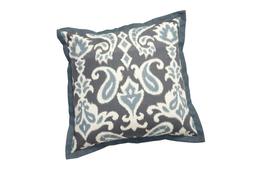 Grey pattern cushion