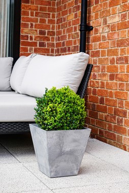 POT ELLA GREY D35 H34 &pound;54.99
