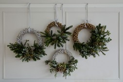 RATTAN WREATH WHITE DIAM 50CM £39.99, RATTAN WREATH NATURAL DIAM 50CM £39.99, RATTAN WREATH WHITE DIAM 40CM £34.99, RATTAN WREATH NATURAL DIAM 40CM £34.99