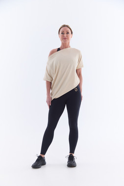 ELEVATE Sports bra £45 & ELEVATE Leggings £80 & Ultimate Grip Stripe Slouch Socks £12.00