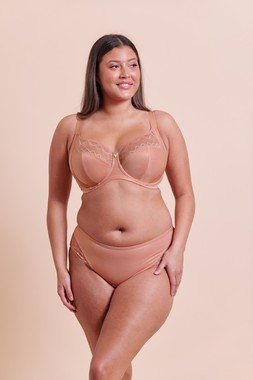 SPOTLIGHT LATTE FULL CUP SIDE SUPPORT BRA £35 €53 & FULL BRIEF£16 €25