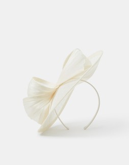 Bow Teardrop Fascinator Ivory