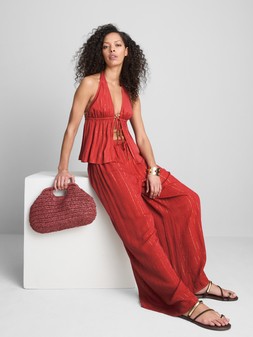 PRIMARK PRESENTS PAU ECHE SPARKLE HALTER TOP,£10, €12, RON60, PLN50, CZK310, HUF4400 (1)